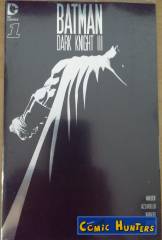 Batman: Dark Knight III (Variant Cover-Edition A)